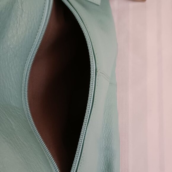 Stone Mountain Teal Leather Purse - Picture 10 of 10